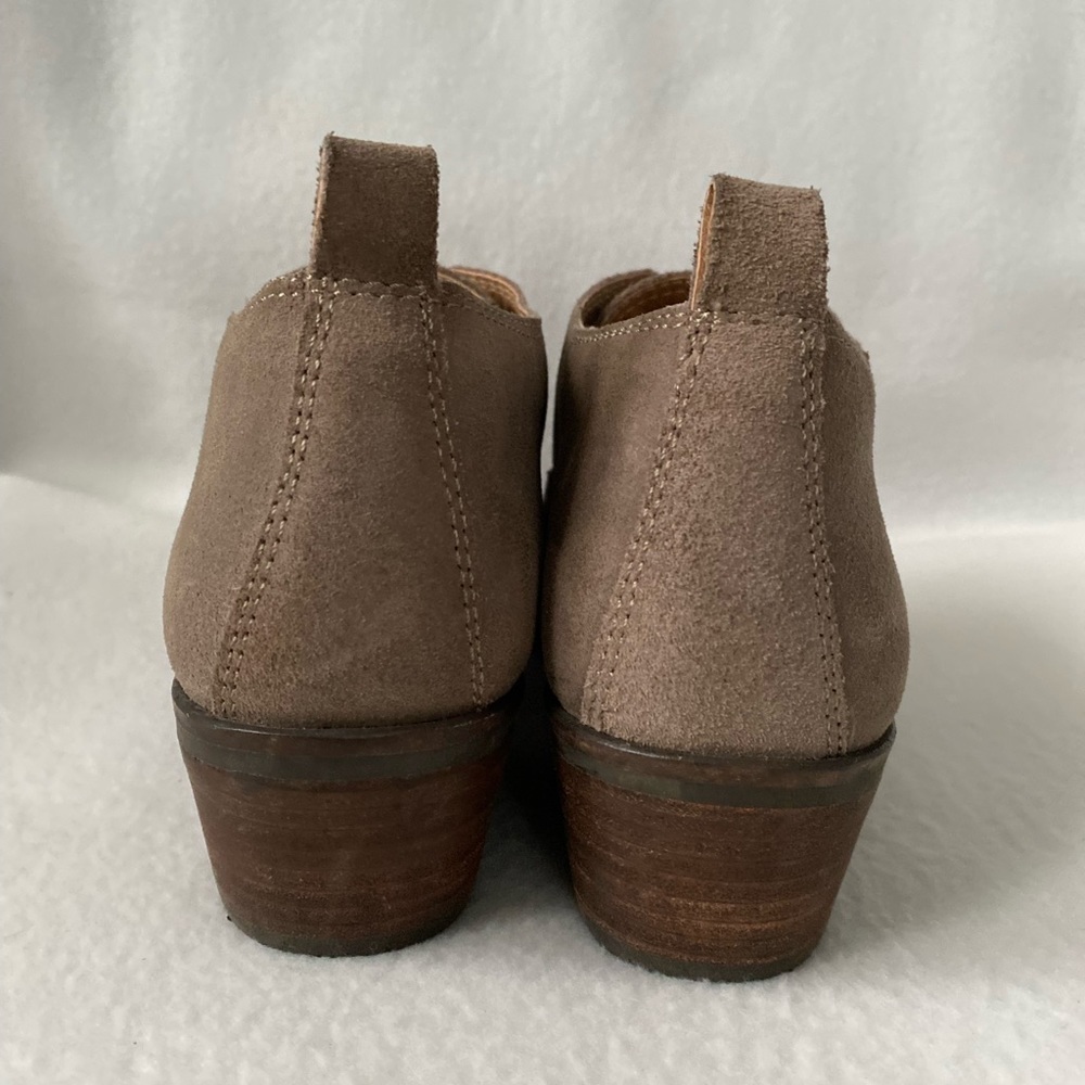 Lucky Brand Size 7.5M Leather Taupe Shoes - Picture 5 of 16